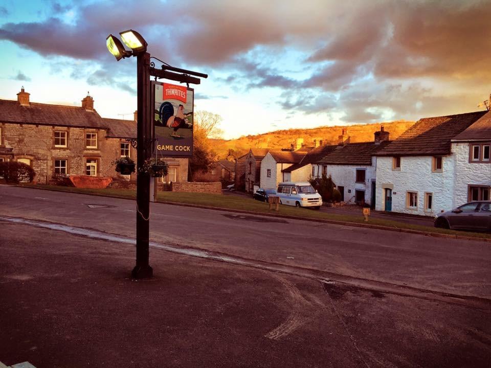 The Game Cock Inn Austwick Kültér fotó
